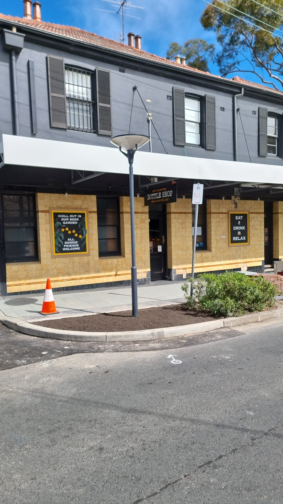 Darling Street East Balmain Pub New Footpath